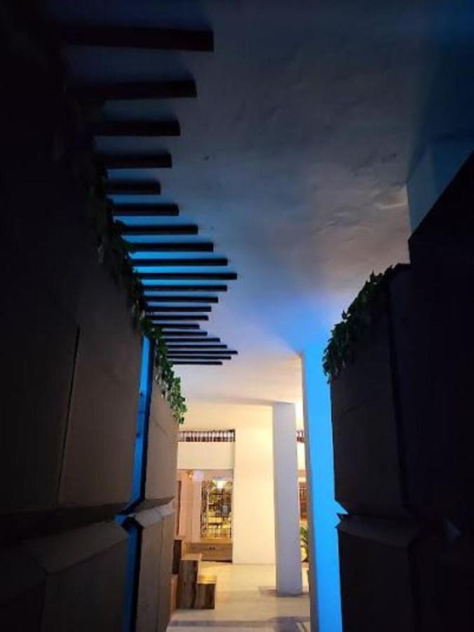 Hotel Hostal Caps Cartagena Екстер'єр фото
